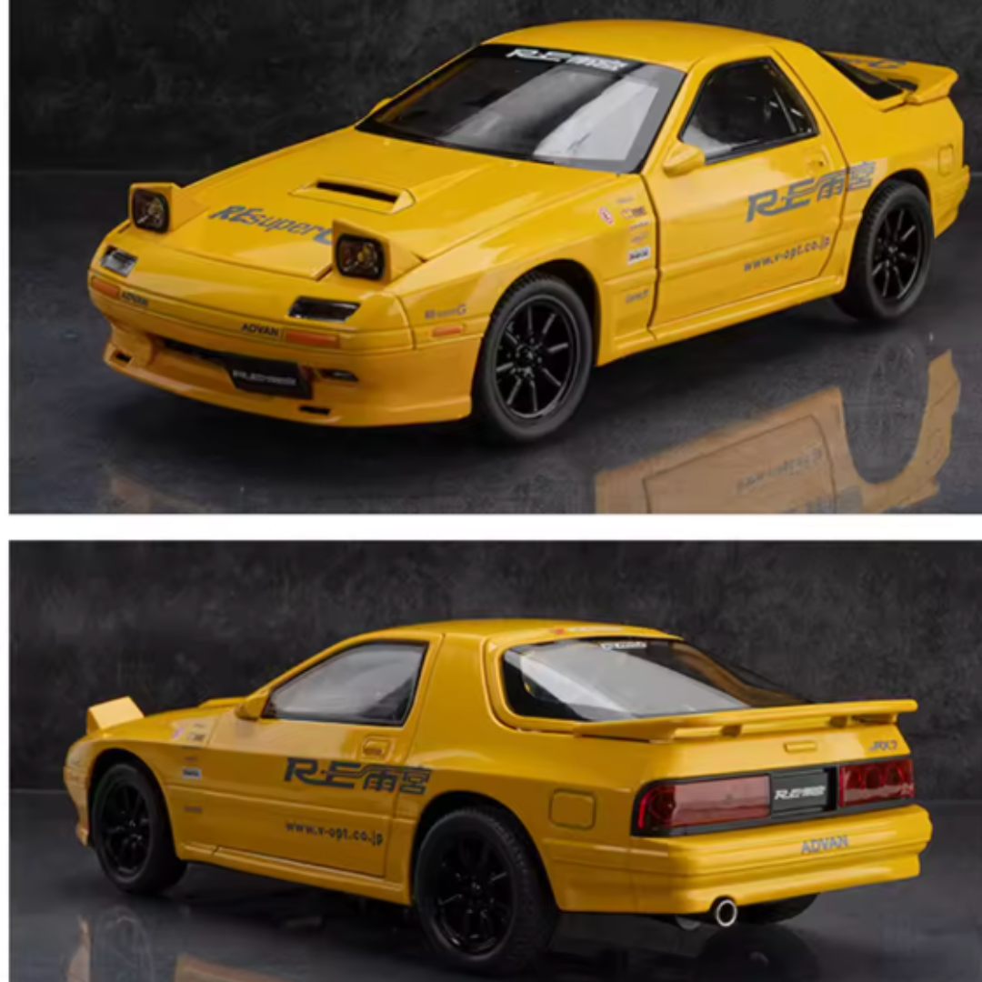 Mazda RX-7 - 1:24 Scale