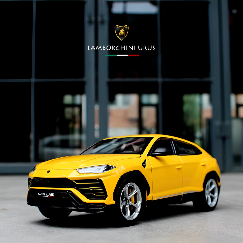 Lamborghini Urus - 1:24 Scale Model