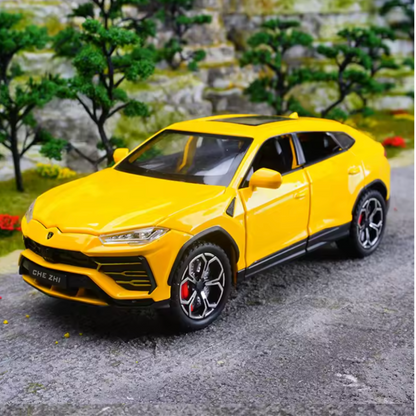 Lamborghini Urus - 1:24 Scale Model