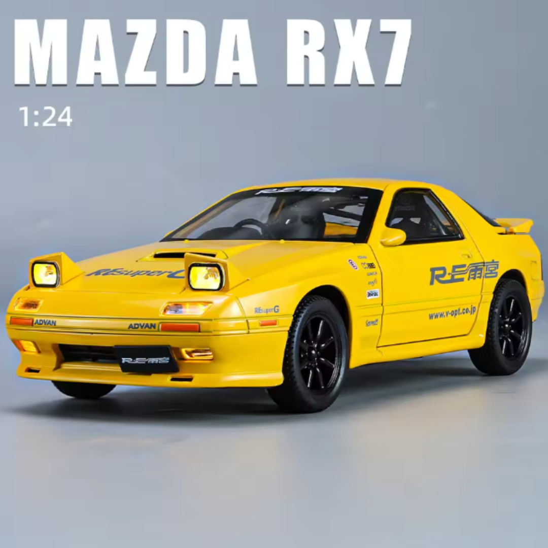 Mazda RX-7 - 1:24 Scale