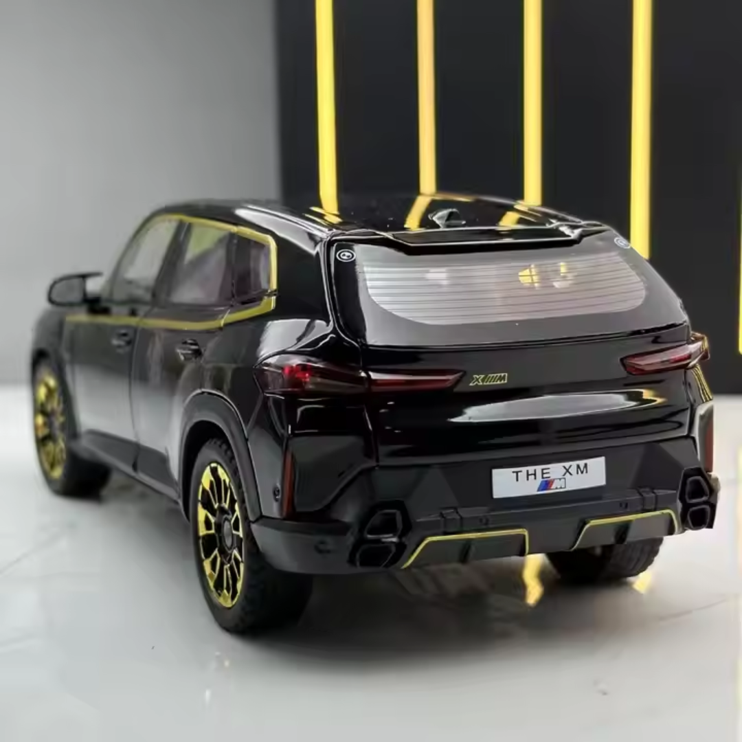 BMW XM - 1:24 Scale